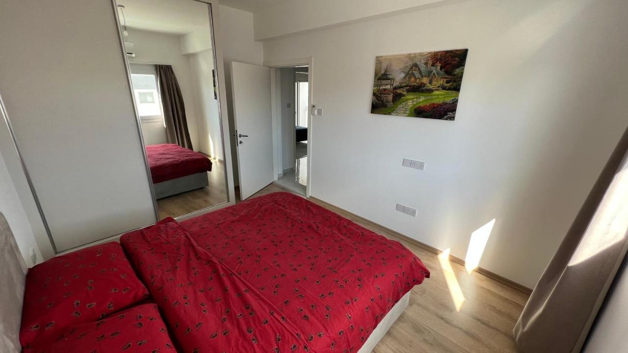 Tetris Apartment Spacious Comfortable Nicosia Exterior foto