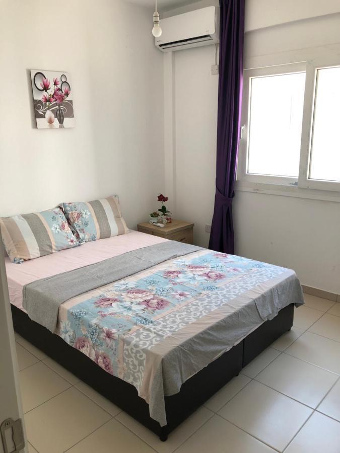 Tetris Apartment Spacious Comfortable Nicosia Exterior foto
